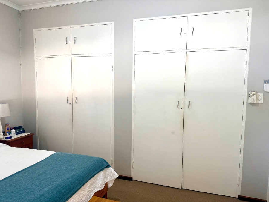 4 Bedroom Property for Sale in Amandelrug Western Cape